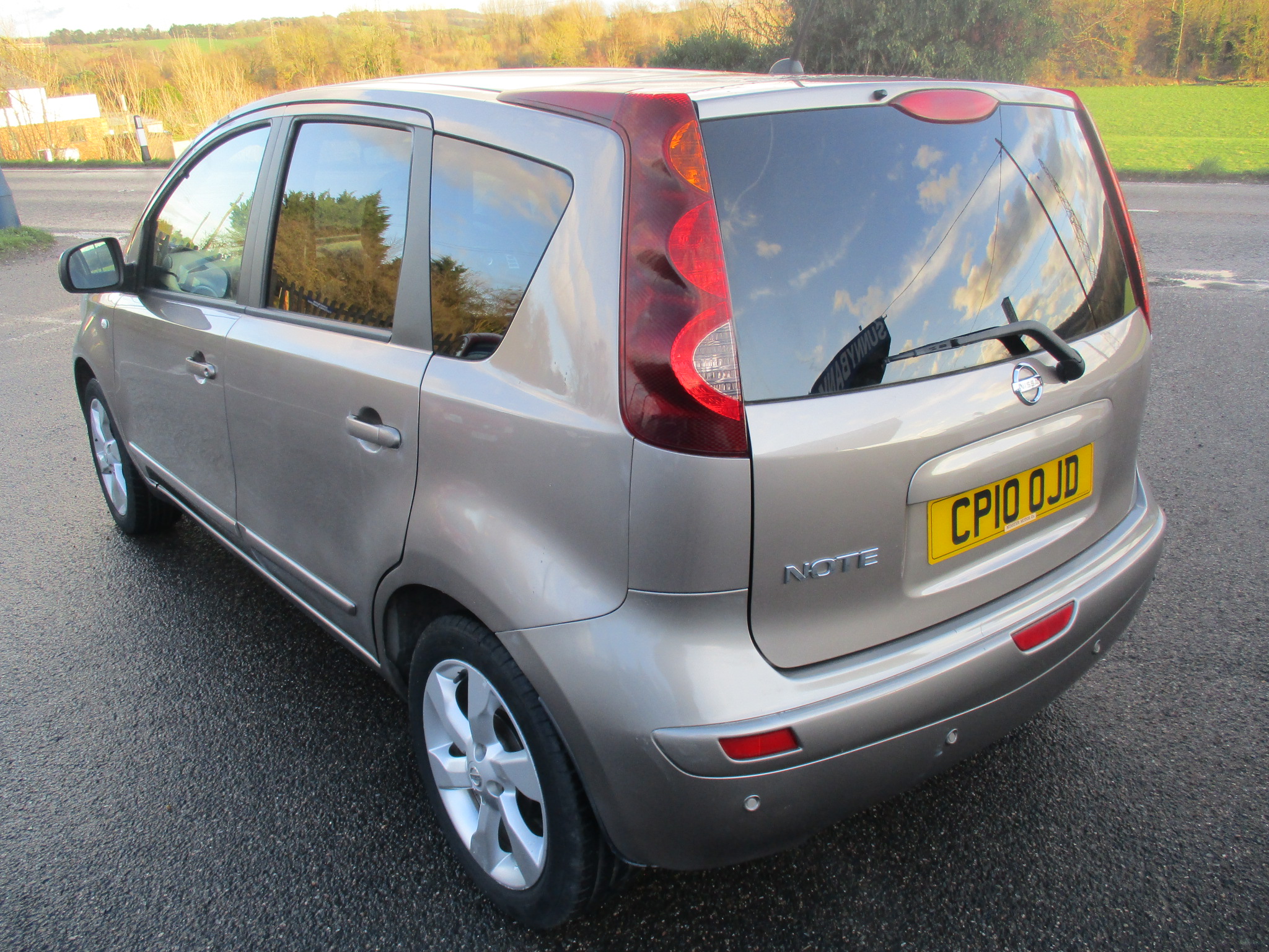 NISSAN NOTE 1.6 16V TEKNA (AUTO) 2010